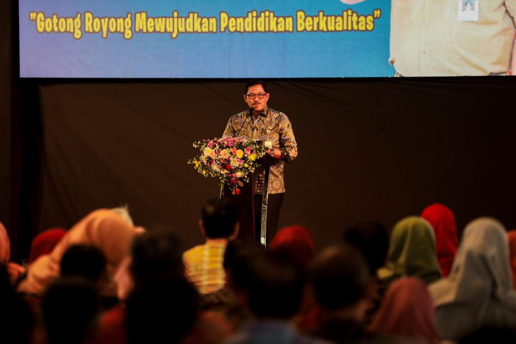 Hadapi Bonus Demografi, Pj Gubernur Jateng Dorong Ciptakan SDM&nbsp;Berkualitas