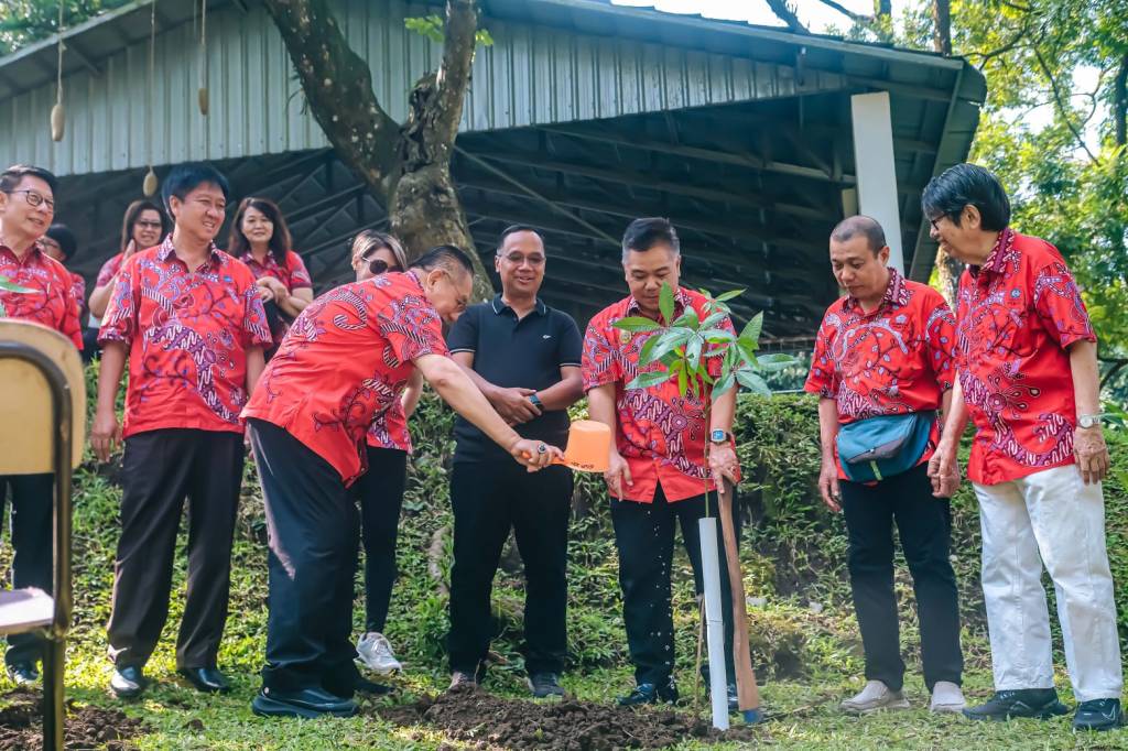 Wali Kota Magelang Terima 1000 Bibit Pohon dari PSMTI&nbsp;Jateng