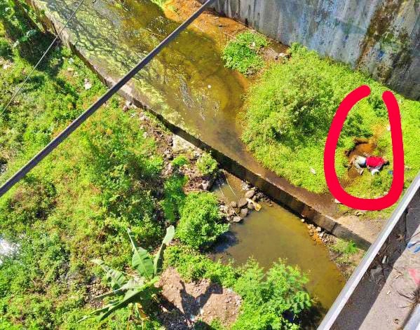 BREAKING NEWS !! Seorang Pria Diduga Terjatuh Dari Atas Jembatan Kali Putih&nbsp;Magelang