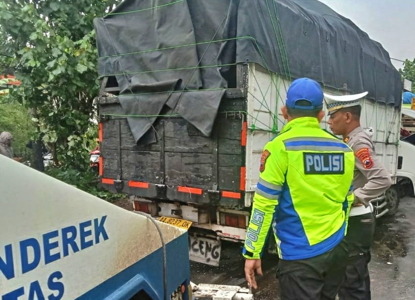 Kecelakaan Beruntun di Banyumas, Dua Warga Asal Magelang Meninggal&nbsp;Dunia